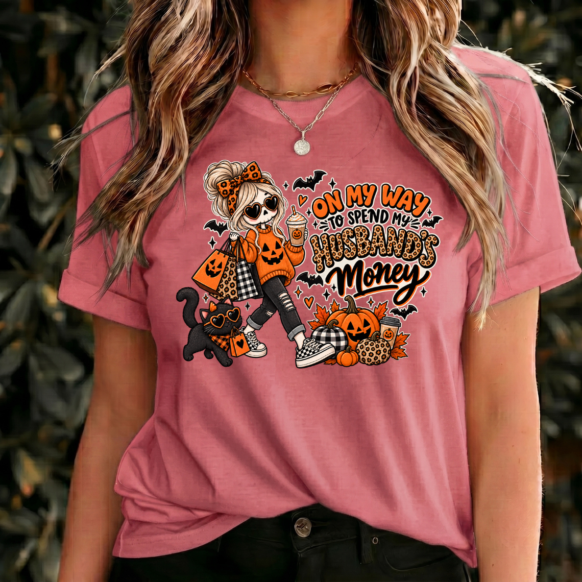 Halloween Shirt Retro Design, Halloween Graphic Tee Cute, Halloween Shirts Spooky Season, October Tshirts Women, Gifts for Her