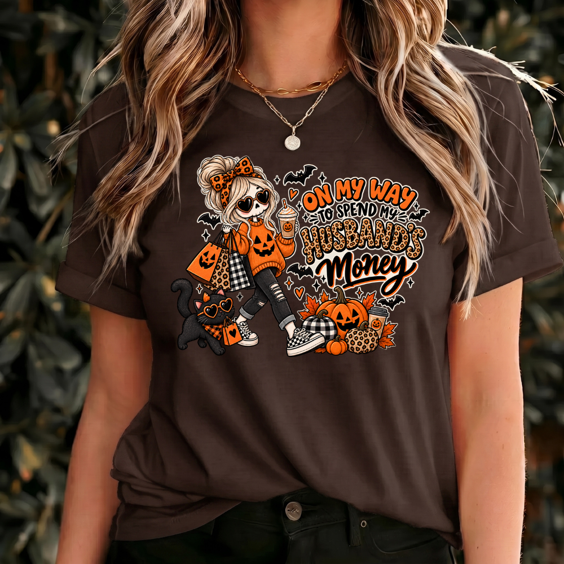 Halloween Shirt Retro Design, Halloween Graphic Tee Cute, Halloween Shirts Spooky Season, October Tshirts Women, Gifts for Her