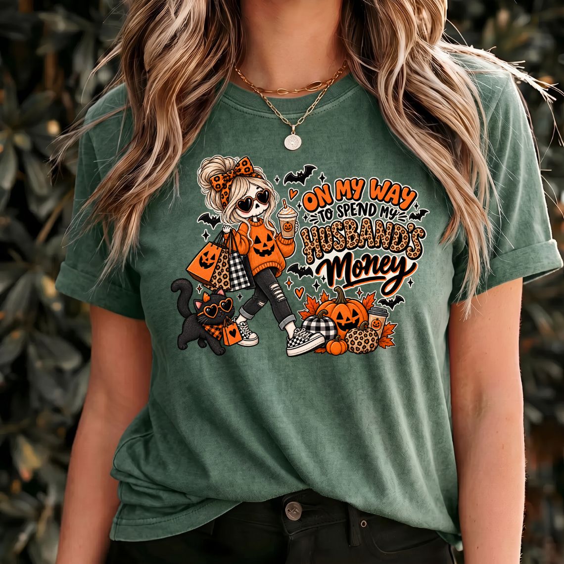 Halloween Shirt Retro Design, Halloween Graphic Tee Cute, Halloween Shirts Spooky Season, October Tshirts Women, Gifts for Her