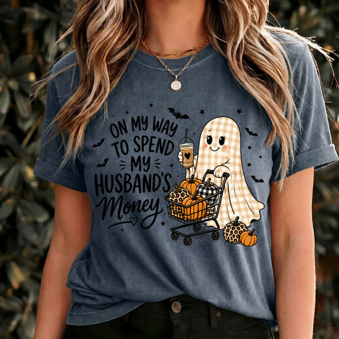 Halloween Graphic Tee Cute, Halloween Shirts Spooky Season, Halloween Shirt Retro Design, Cozy Halloween shirt, Fall Shirts, October shirts