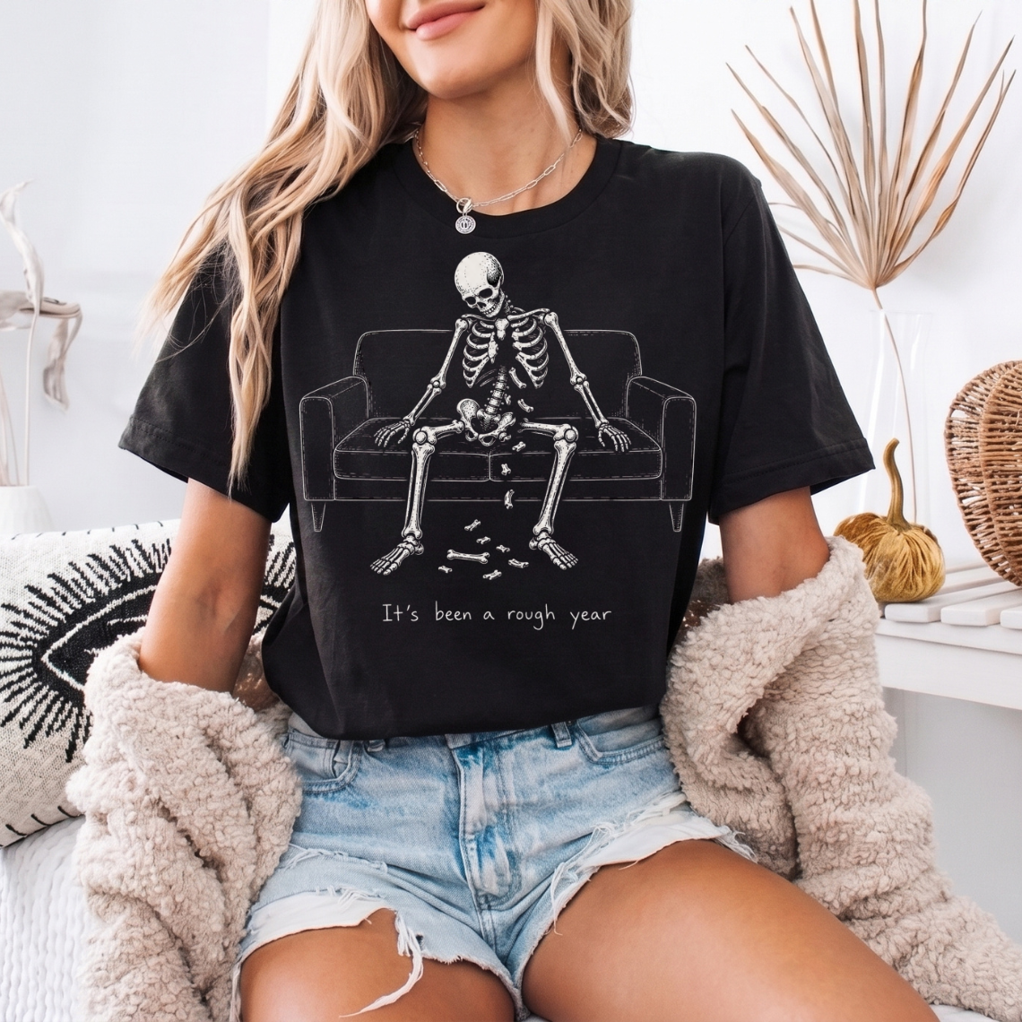 It's Been a Rough Year Shirt, Funny Skeleton Tee, Dark Humor T Shirt, Vintage Skeleton Shirt, Gothic Spooky Gift