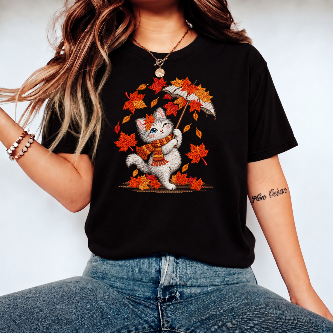 Cute Autumn Cat with Umbrella Embroidery Design